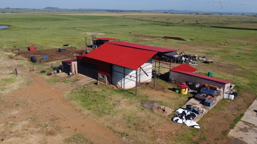 5 Bedroom Property for Sale in Bethlehem Rural Free State